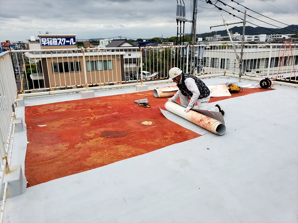 玉名市 Kビル 屋上防水改修の施工写真