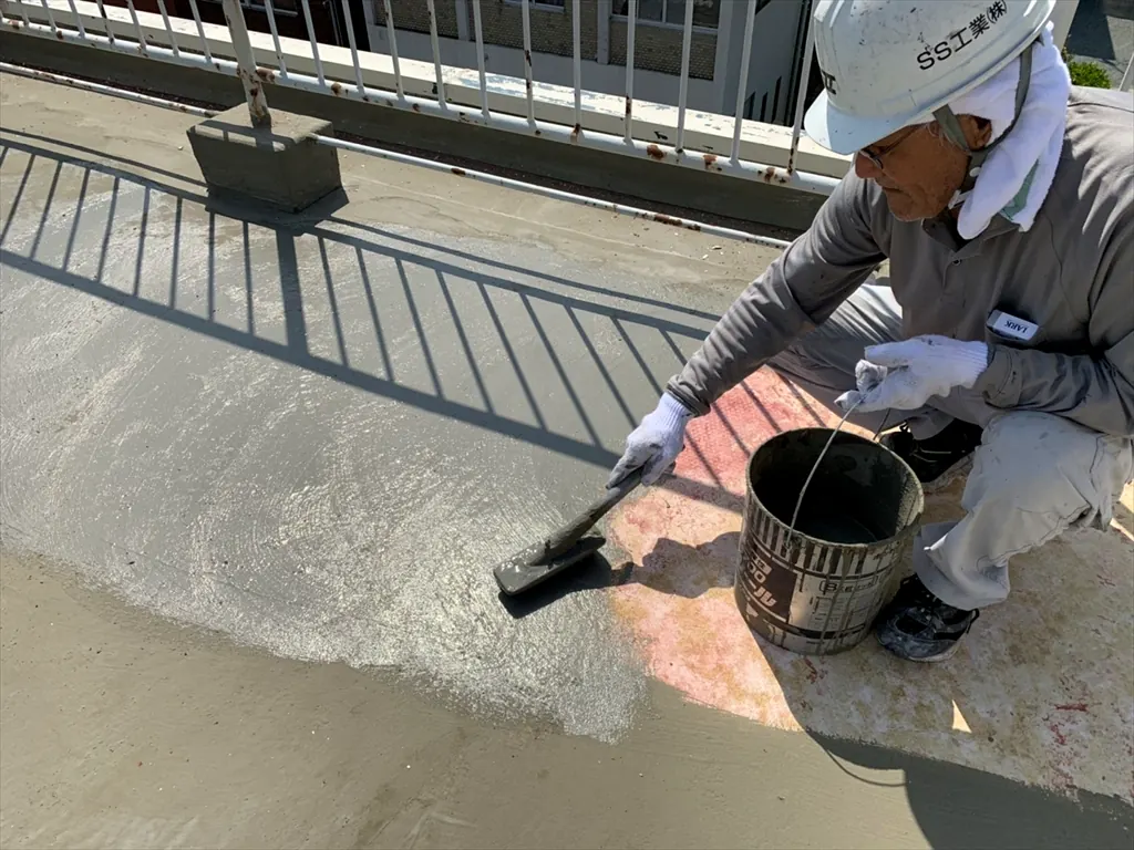 玉名市 Kビル 屋上防水改修の施工写真