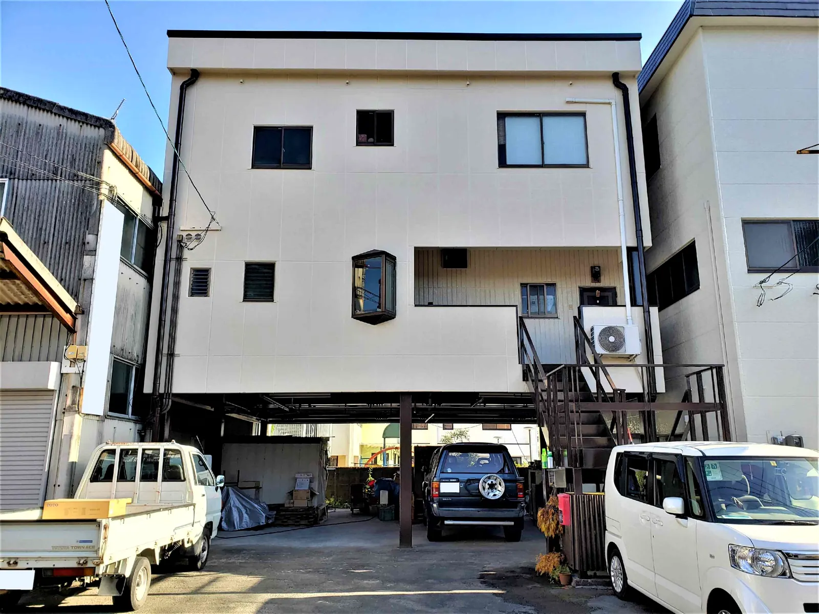 3階建て社屋 屋根・外壁塗り替え